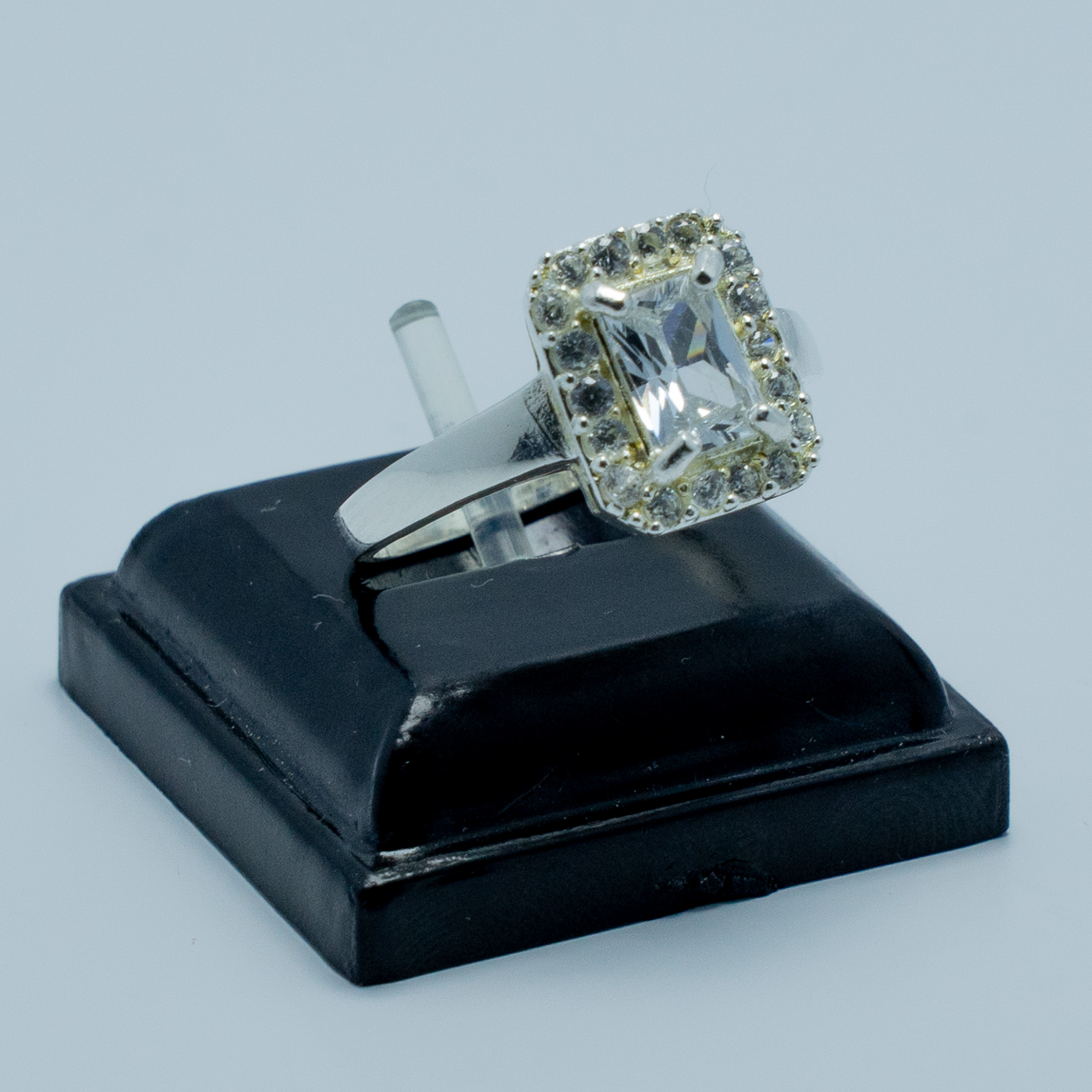 Anillo Solitario Rectangular Tipo Princesa Plata